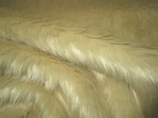 Kožušina "svetlo béžová" 