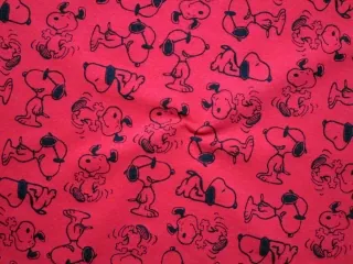 Teplákovina červená "snoopy"