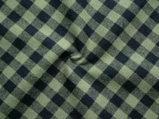 Flanel tkaný "olivovo-čierna malá kocka"