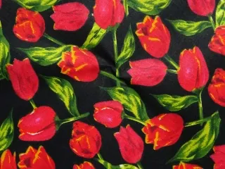 Bavlna čierna "tulipány" - 2. akosť 