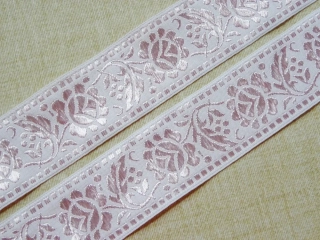 Stuha krojová biela "svetloružový vzor" - 4 cm