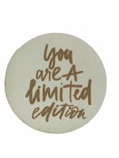 Nášivka koženková biela "you are A limited edition"