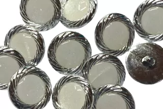 Gombík maslový "strieborný okraj" - 31 mm