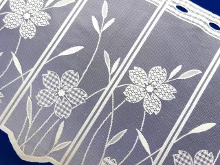 Záclonka biela "kvety" - 45 cm