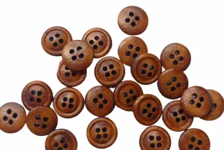 Gombík drevený "malý"