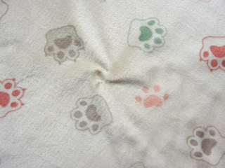 Fleece svetlohnedý "ťapky"