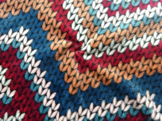 Fleece farebný "lístky"