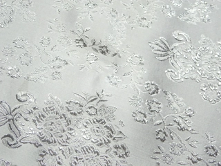 Brokát svetlostrieborný "strieborný vzor" - Španielsko, 2. akosť