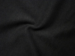 Úplet Punto s viskózou a polyamidom "čierny"