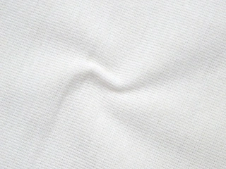 Svetrovina s angorou "biela"